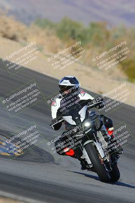 media/Dec-18-2022-SoCal Trackdays (Sun) [[8099a50955]]/Turn 10 (140pm)/